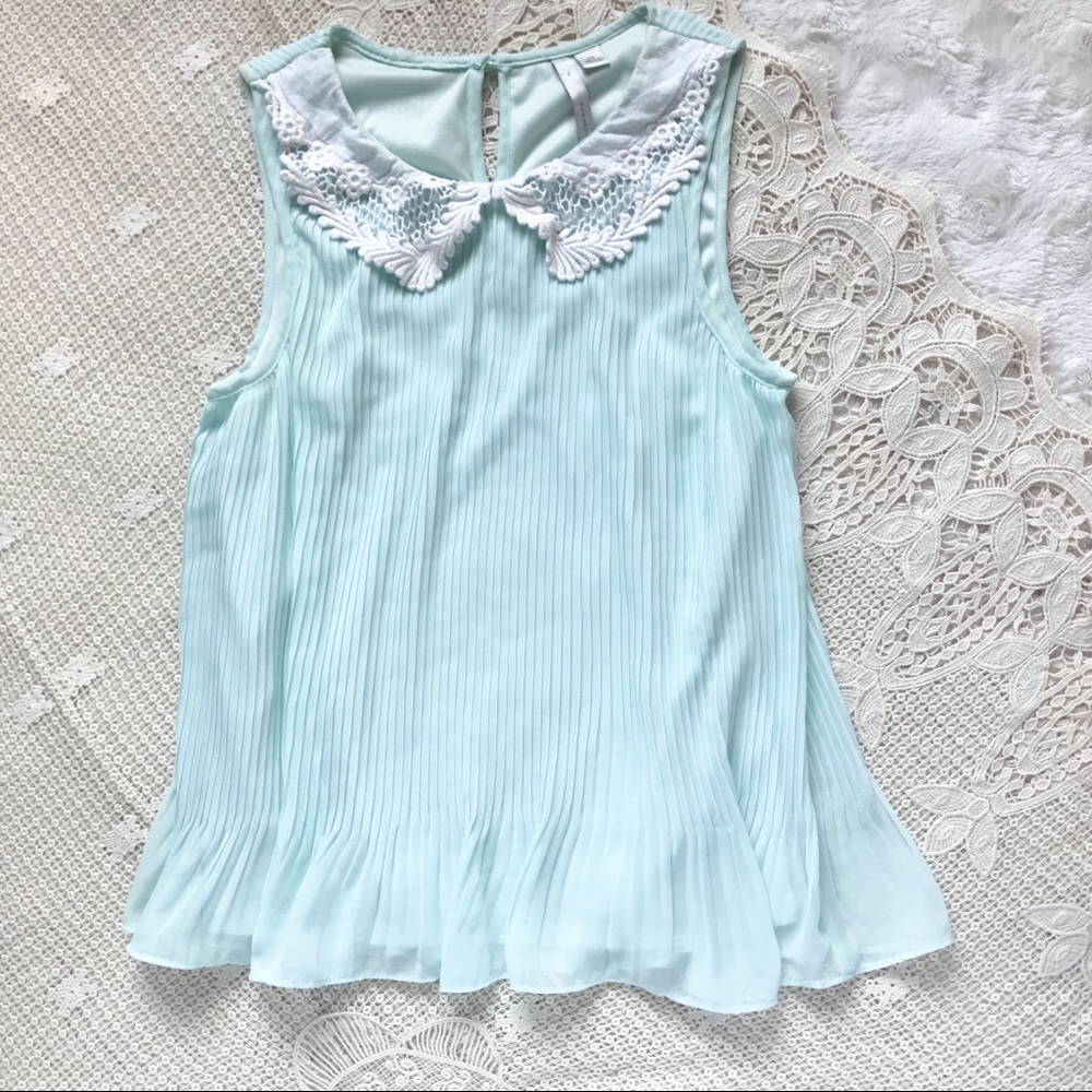 {LC Lauren Conrad} Mint Accordion Blouse